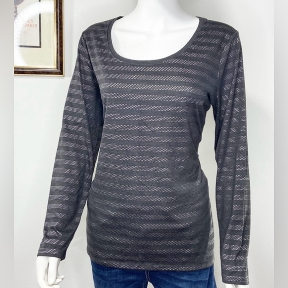 Ann Taylor Factory Tops - Ann Taylor women’s EUC‎ top shirt